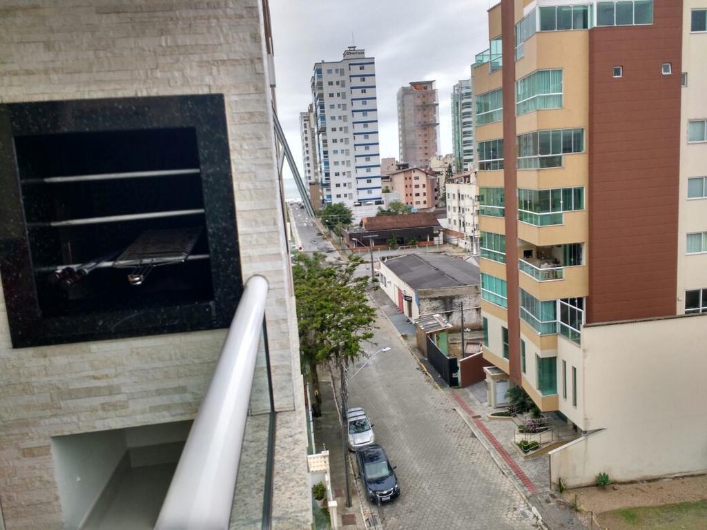 Edificio Piezzo De Mare Apartment Meia Praia Exterior foto